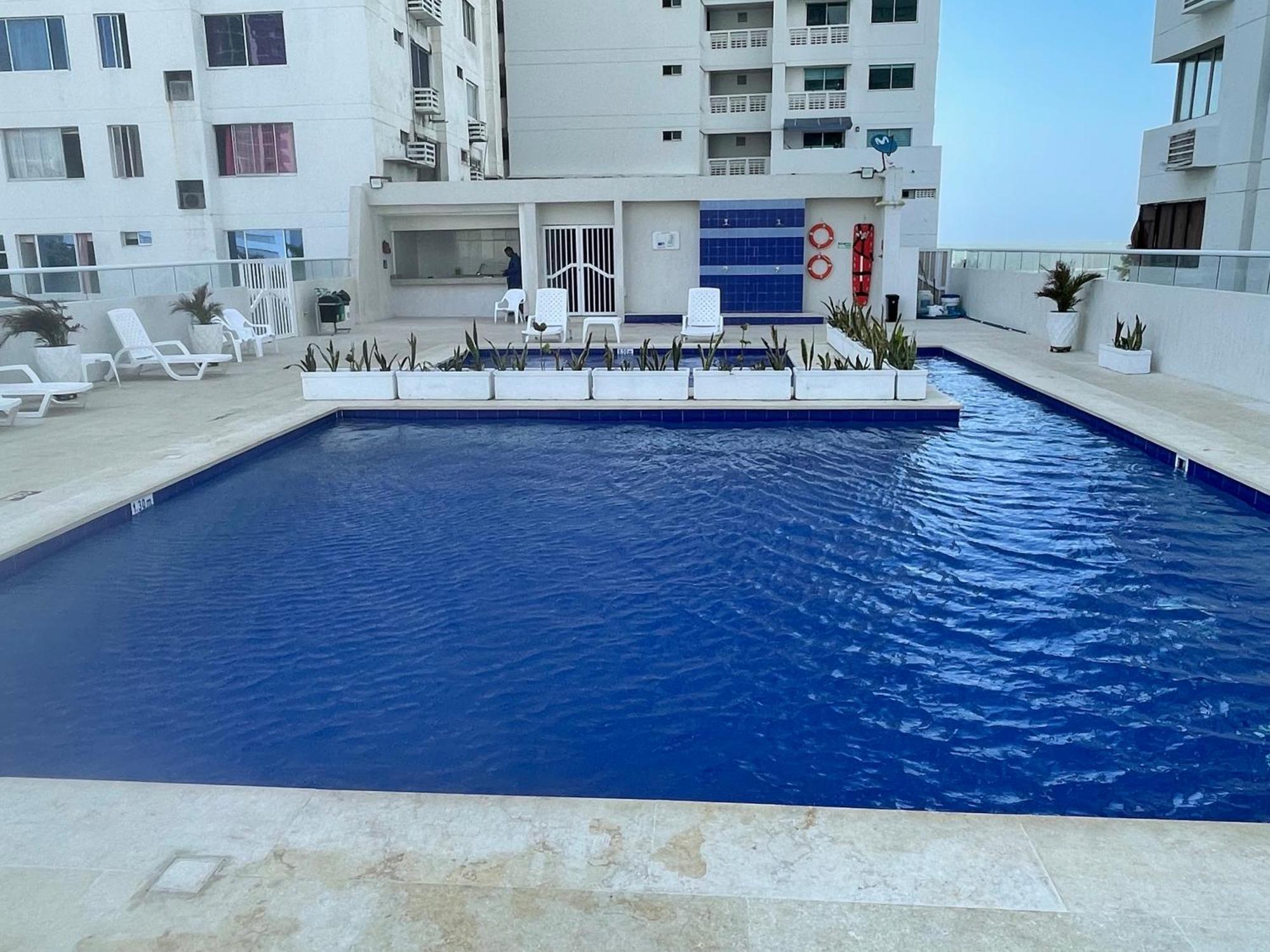 White Bocagrande - Delfines * Cartagena (Kolumbien)
